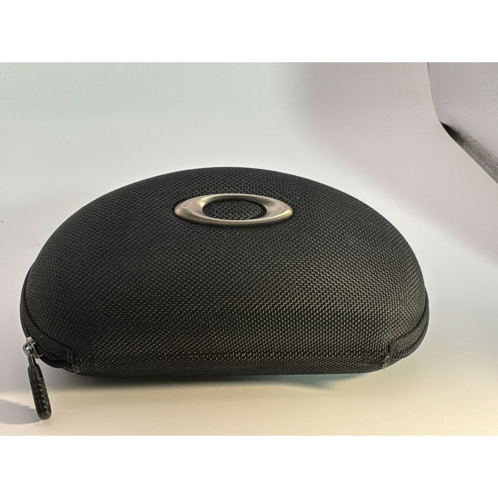 Oakley Hard Side Eyeglass/sunglass Case Black